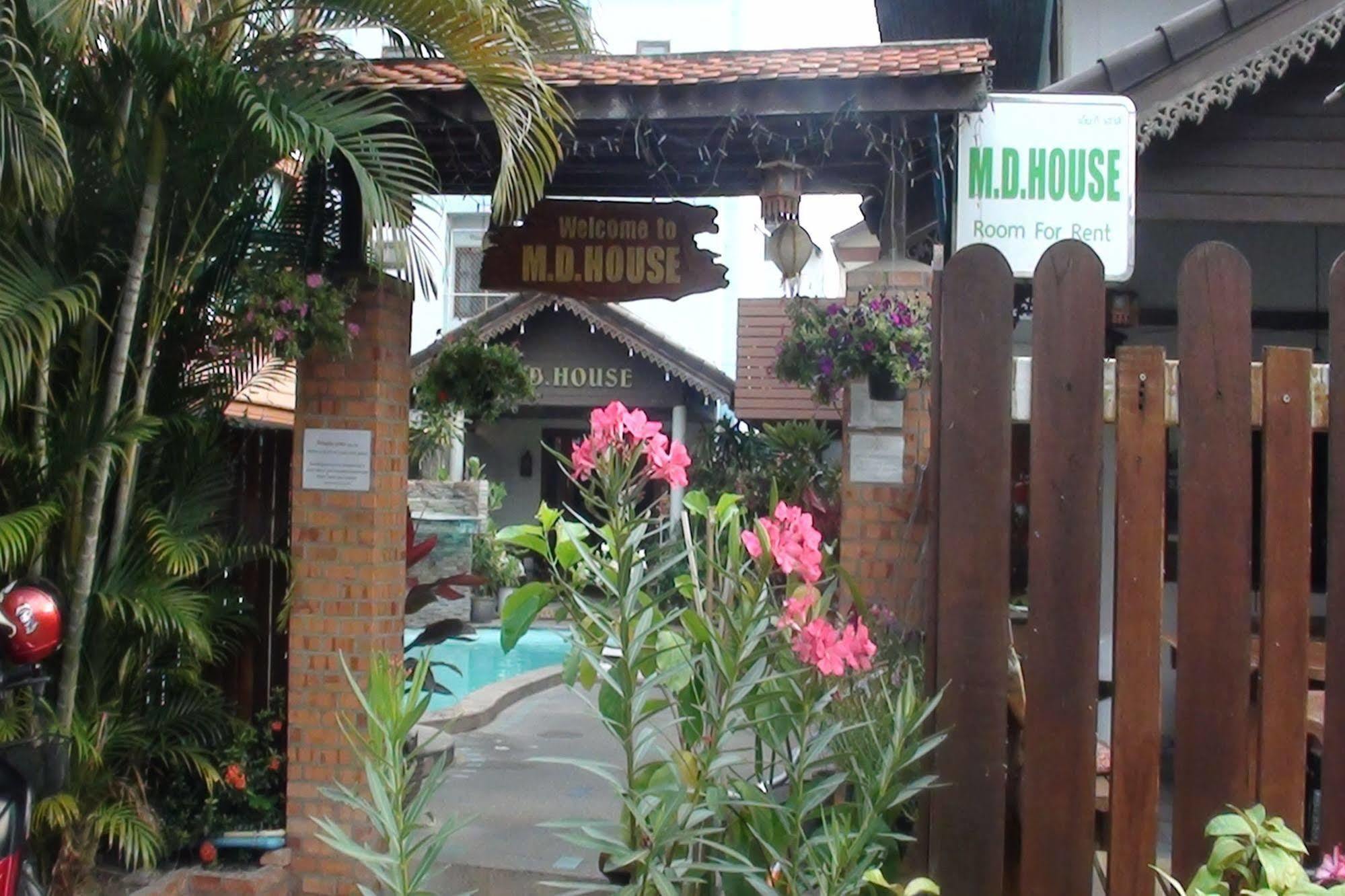 Md House Hotel Chiang Mai Exterior photo